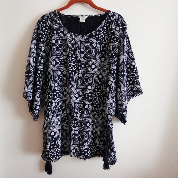 Ariat Navy Blue/White Print Top M - Picture 1 of 5